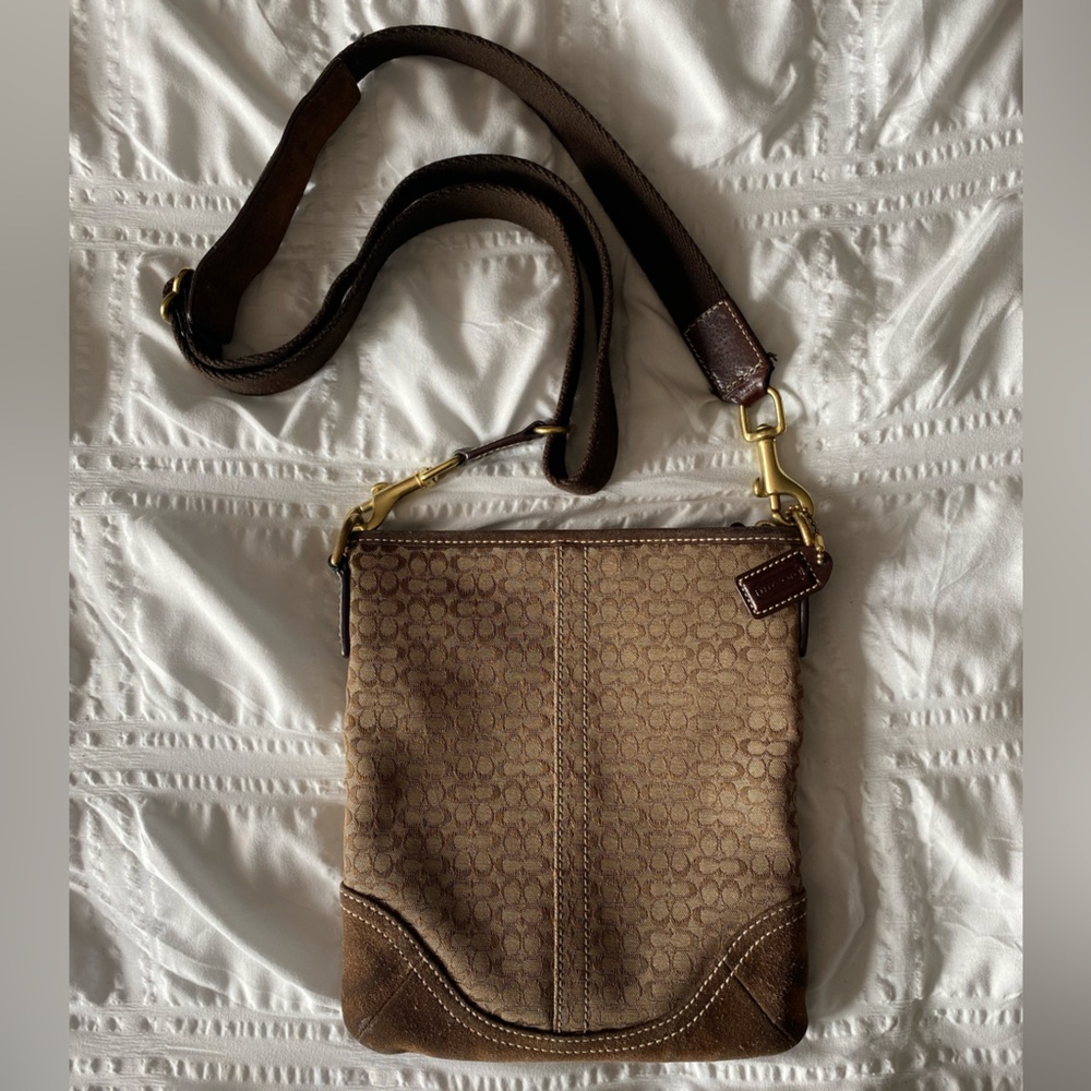 Vintage Coach Brown Crossbody Bag - Picture 2 of 2
